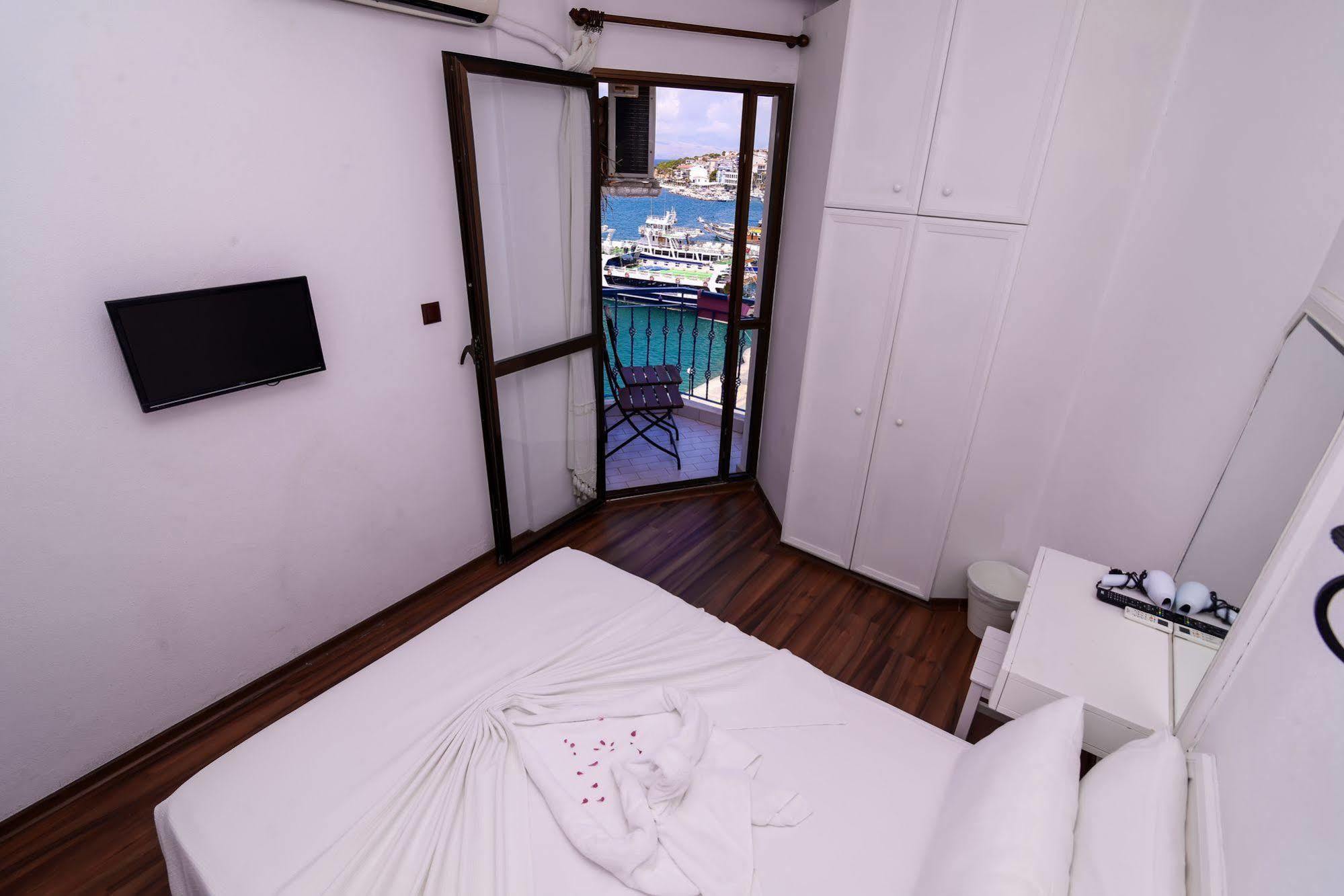 Marin Hotel Cesme Exterior photo